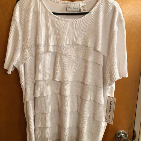 Women’s XL Tops w/Tags - Picture 1 of 6